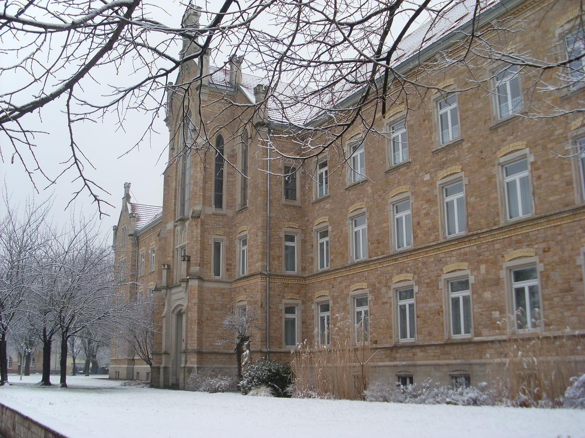 Отель Bildungshaus St. Bernhard - Wohnen Und Tagen Раштатт Экстерьер фото